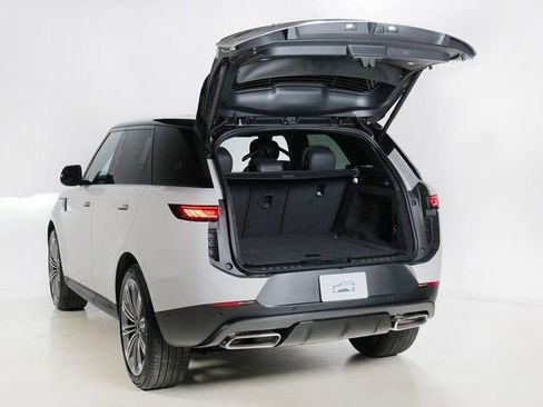 New 2026 Land Rover Range Rover Sport SE image 31