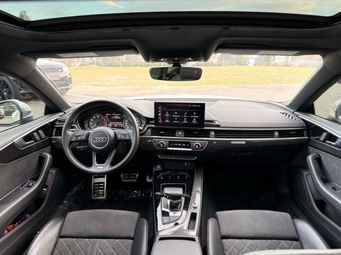 Used 2022 Audi S5 Premium image 32