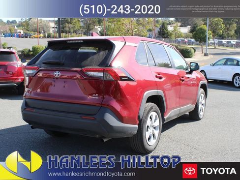 Used 2024 Toyota RAV4 LE image 7