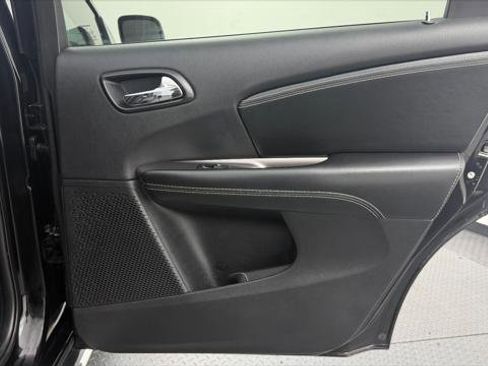 Used 2018 Dodge Journey Crossroad image 20