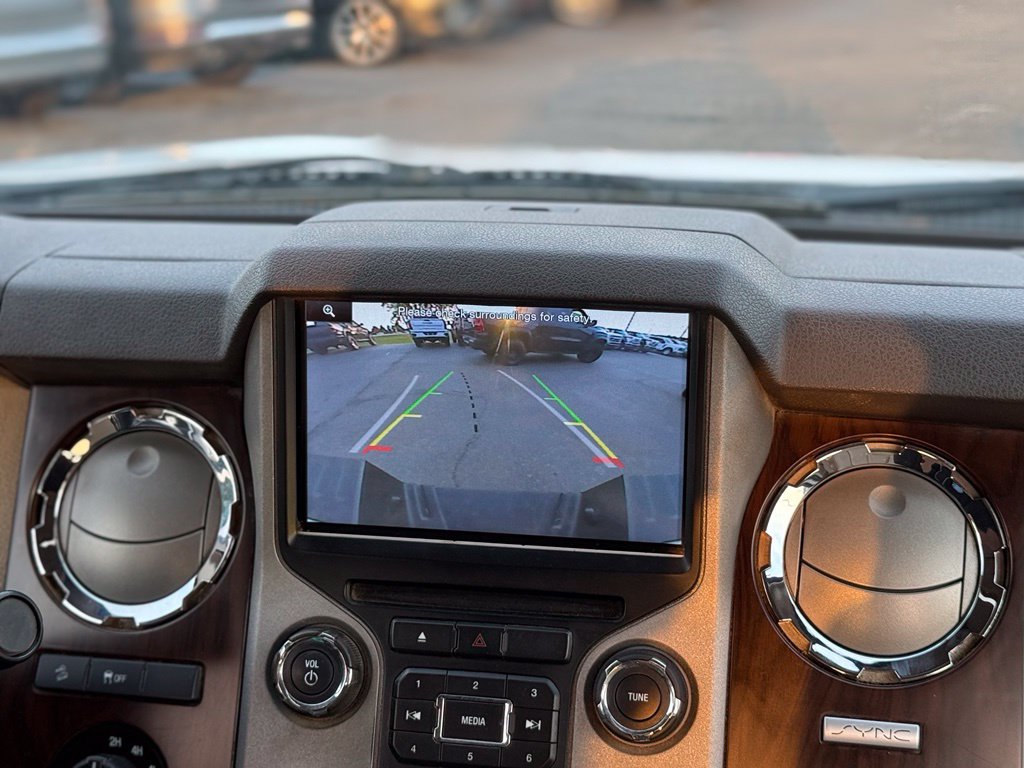 Used 2016 Ford F350 Lariat w/ Lariat Ultimate Package AWD/4WD image 3