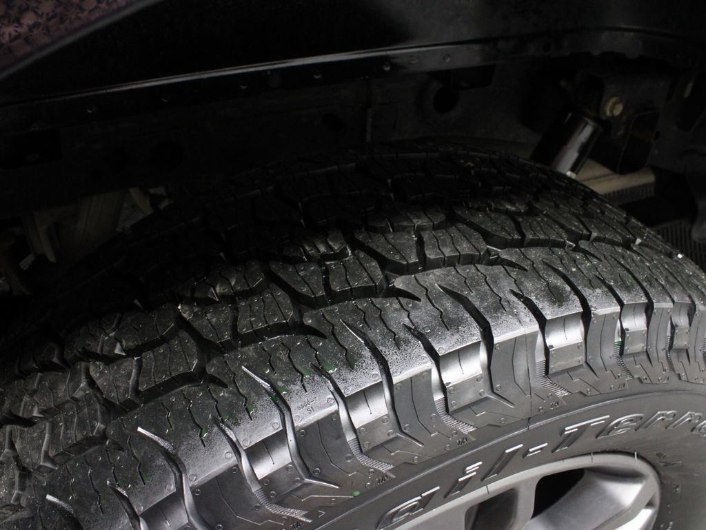 Used 2022 Ford F150 XLT w/ Equipment Group 302A High AWD/4WD image 40