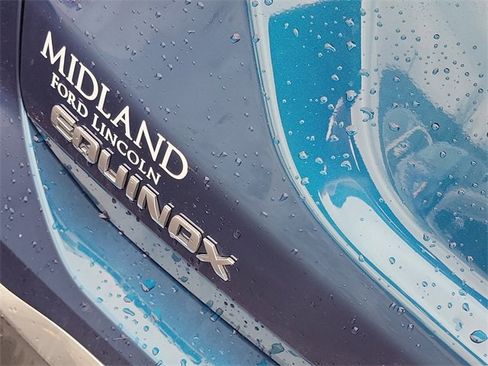 Used 2021 Chevrolet Equinox LT image 6