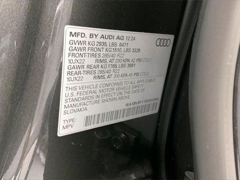 Certified 2025 Audi Q8 Premium Plus image 35