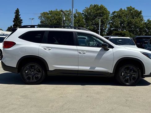 Certified 2025 Subaru Ascent Onyx Edition AWD/4WD image 2
