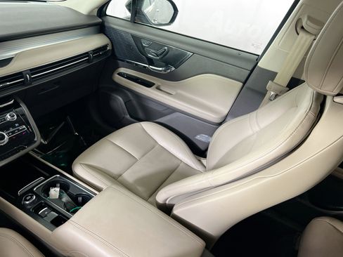 Used 2020 Lincoln Corsair AWD w/ Equipment Group 101A image 22