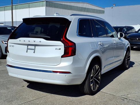 New 2026 Volvo XC90 B6 Ultra image 7