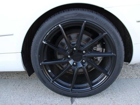 Used 2016 Mercedes-Benz E 400 Coupe image 28