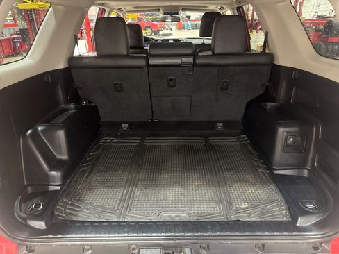 Used 2019 Toyota 4Runner TRD Off-Road Premium AWD/4WD image 8