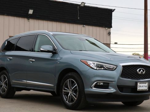 Used 2019 INFINITI QX60 Luxe w/ Essential Package AWD/4WD image 6