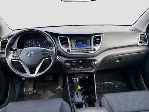Used 2017 Hyundai Tucson Value AWD/4WD image 23