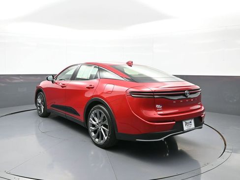 Used 2023 Toyota Crown Limited w/ Advanced Technology Package image 8