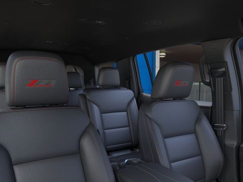 New 2026 Chevrolet Traverse Z71 w/ Enhanced Driving Package image 24