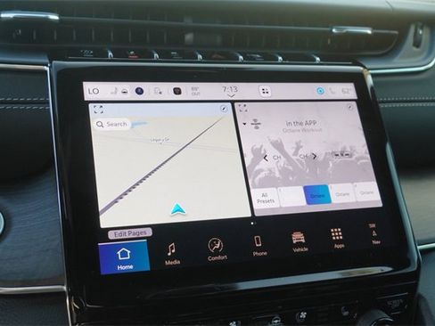 New 2025 Jeep Grand Cherokee L Overland w/ Luxury Tech Group IV image 23