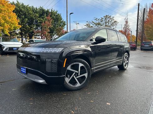 New 2026 Hyundai Ioniq 9 Limited image 1