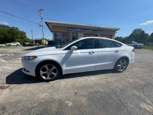 Used 2014 Ford Fusion SE w/ Equipment Group 201A FWD image 3
