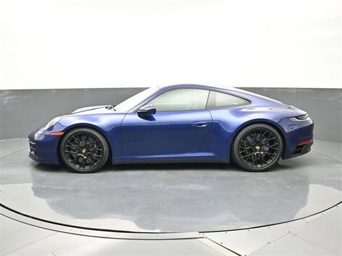 Used 2024 Porsche 911 Carrera GTS image 2