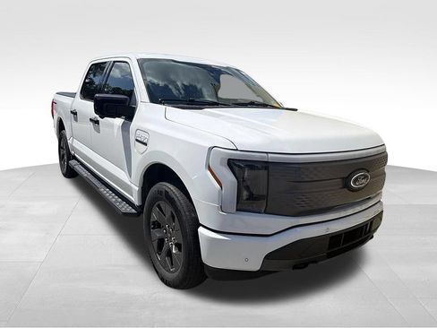 Used 2023 Ford F150 Lightning XLT w/ Equipment Group 312A High AWD/4WD image 3