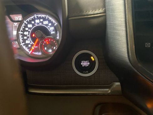 Used 2019 RAM 1500 Limited AWD/4WD image 23