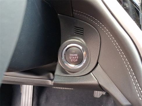 Certified 2025 Subaru Outback Premium image 20