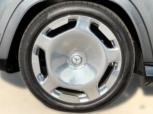 New 2026 Mercedes-Benz Maybach GLS 600 4MATIC image 12