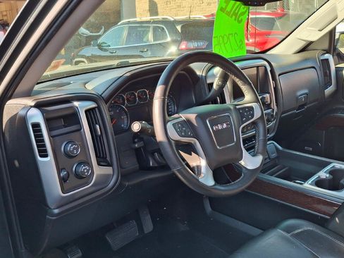 Used 2017 GMC Sierra 1500 SLT w/ SLT Premium Package AWD/4WD image 8