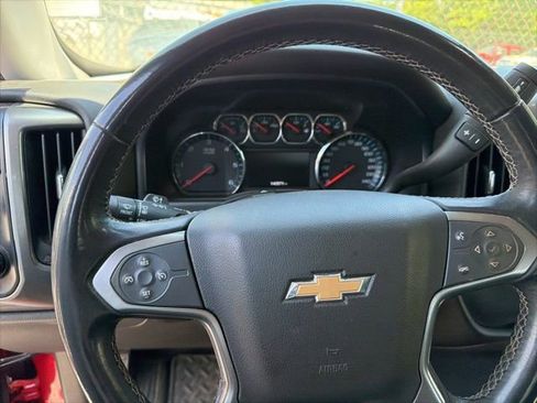 Used 2018 Chevrolet Silverado 1500 LT w/ All Star Edition AWD/4WD image 24