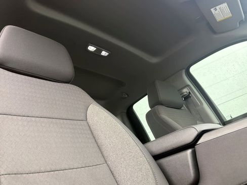 Used 2024 GMC Sierra 2500 Pro image 16