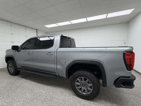 Used 2025 GMC Sierra 1500 AT4X image 7