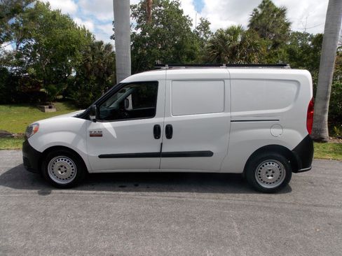 Used 2019 RAM ProMaster City Tradesman FWD image 6