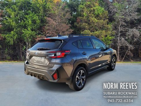 Used 2024 Subaru Crosstrek 2.0i Premium image 17