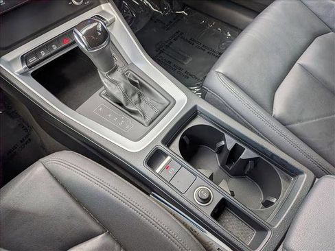 Used 2021 Audi Q3 2.0T Premium w/ 19" Wheel Package image 12