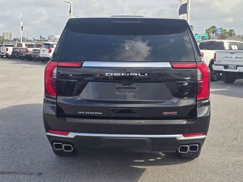 Used 2026 GMC Yukon XL Denali w/ Denali Reserve Package RWD image 7