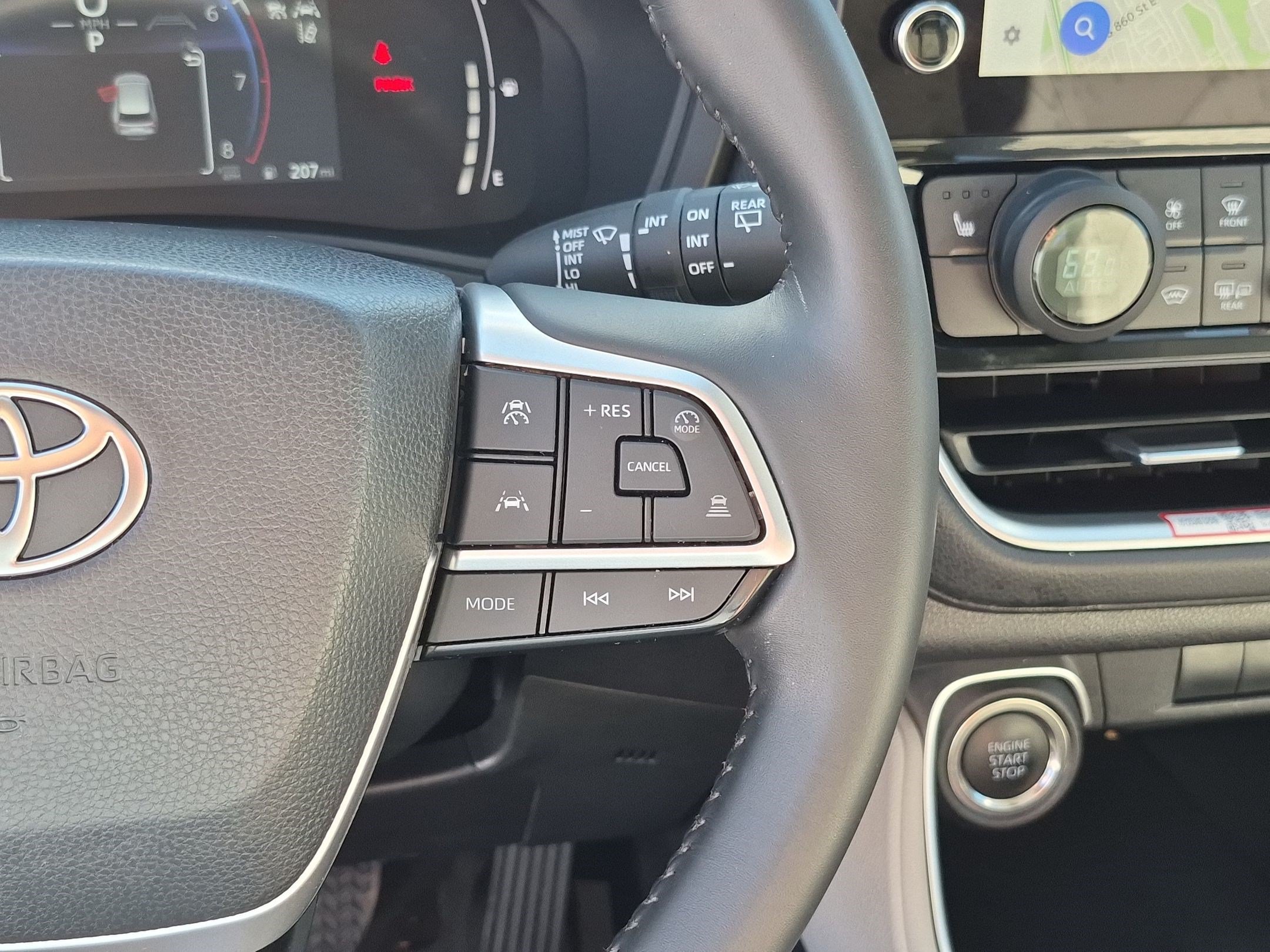 Used 2026 Toyota Grand Highlander FWD image 19