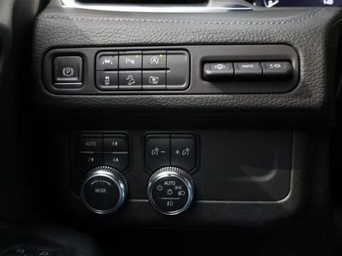 Used 2023 GMC Yukon Denali image 22