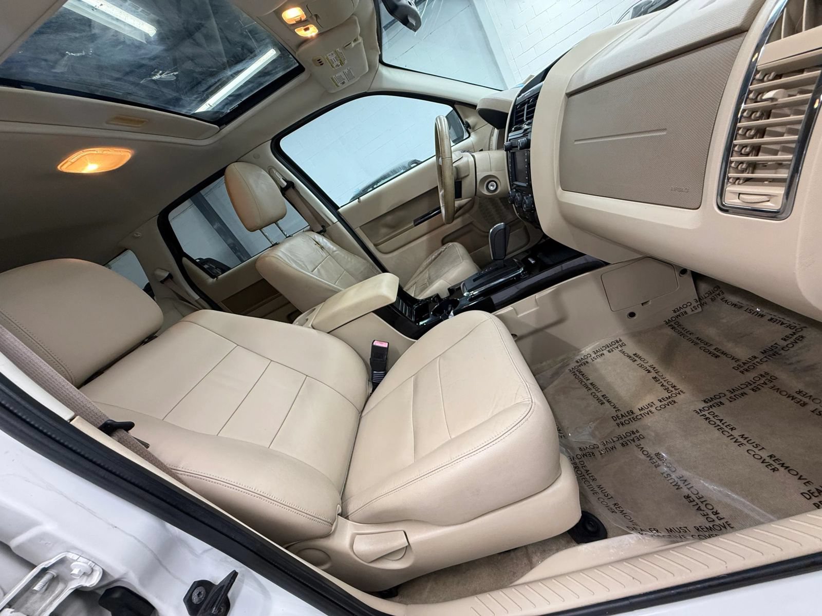 Used 2010 Ford Escape Limited FWD image 24
