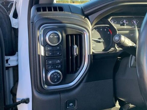 Used 2020 GMC Sierra 1500 SLT w/ SLT Premium Plus Package image 22