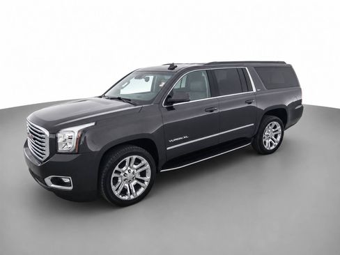Used 2018 GMC Yukon XL SLT w/ Premium Edition AWD/4WD image 9