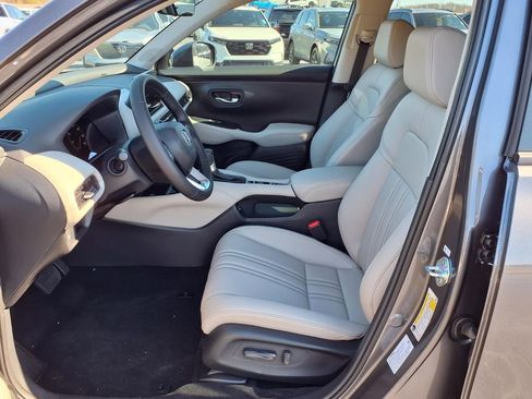 New 2026 Honda HR-V EX-L image 11