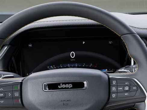 New 2026 Jeep Grand Cherokee L Limited AWD/4WD image 17
