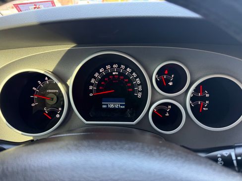 Used 2011 Toyota Tundra Limited image 12