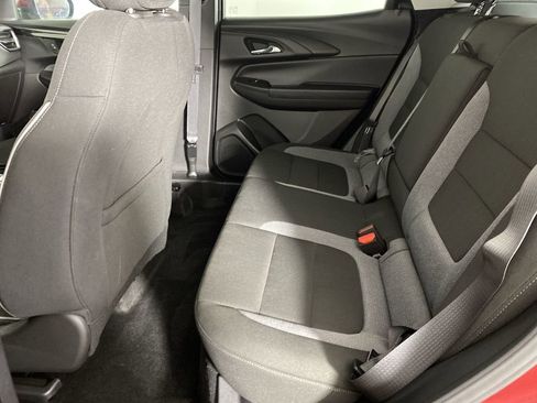 Used 2025 Chevrolet TrailBlazer LT w/ Convenience Package image 25