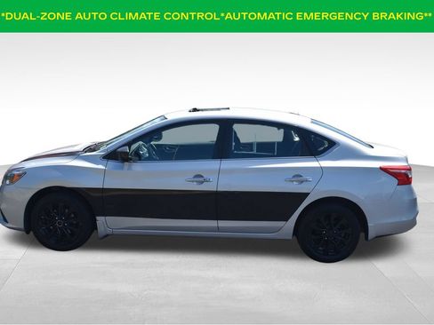 Used 2018 Nissan Sentra SV w/ Premium Package (P01) FWD image 4