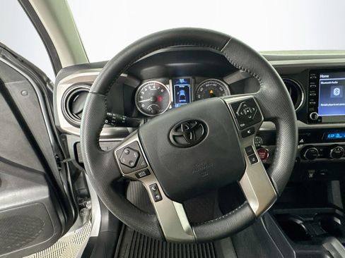 Used 2023 Toyota Tacoma SR5 AWD/4WD image 11