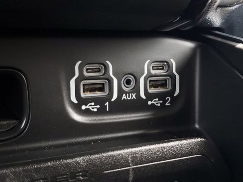 Certified 2022 RAM 1500 Limited RWD image 32