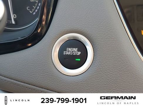 Used 2025 Cadillac XT5 Premium Luxury w/ Technology Package image 34