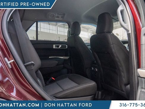 Certified 2022 Ford Explorer XLT w/ Class IV Trailer Tow Package AWD/4WD image 23