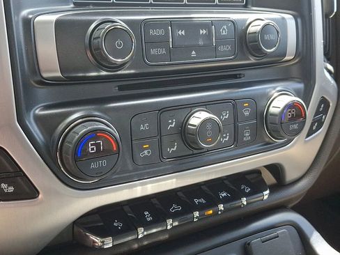 Used 2018 GMC Sierra 1500 SLT AWD/4WD image 15