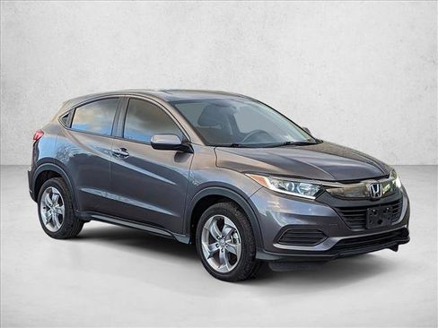 Certified 2022 Honda HR-V LX image 3