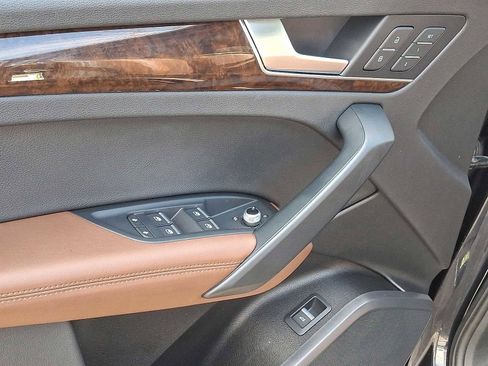 Used 2020 Audi Q5 2.0T Premium Plus w/ Premium Plus Package image 10